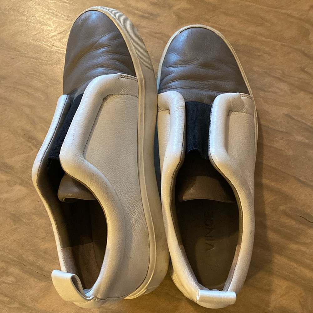 VINCE Caden Laceless Leather Sneakers